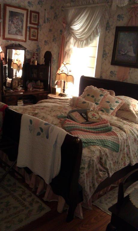 2439 Fairfield "A Bed And Breakfast" 슈리브포트 객실 사진