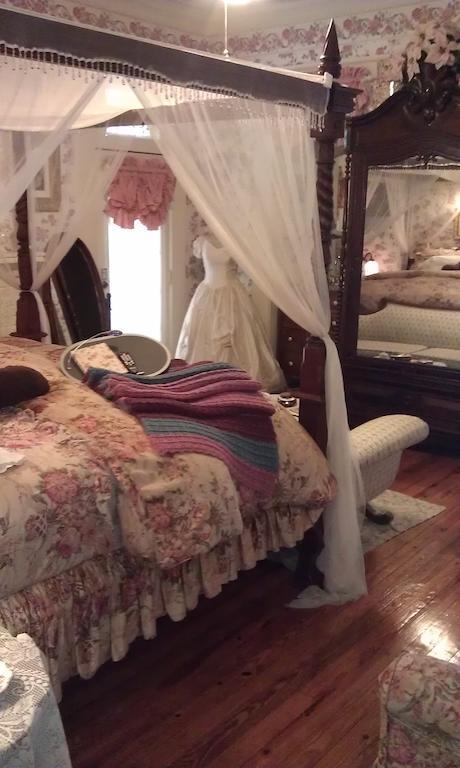 2439 Fairfield "A Bed And Breakfast" 슈리브포트 객실 사진